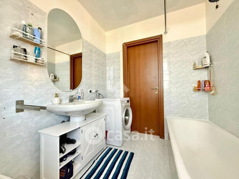 Bilocale in Via Giuseppe Ungaretti 19 — foto 16 di 23