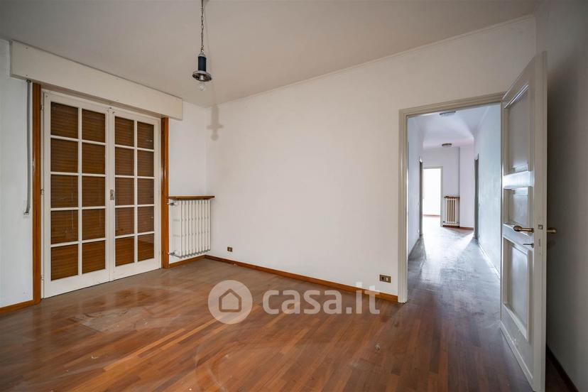Villa in Via Don Ronchi 18 — foto 18 di 33