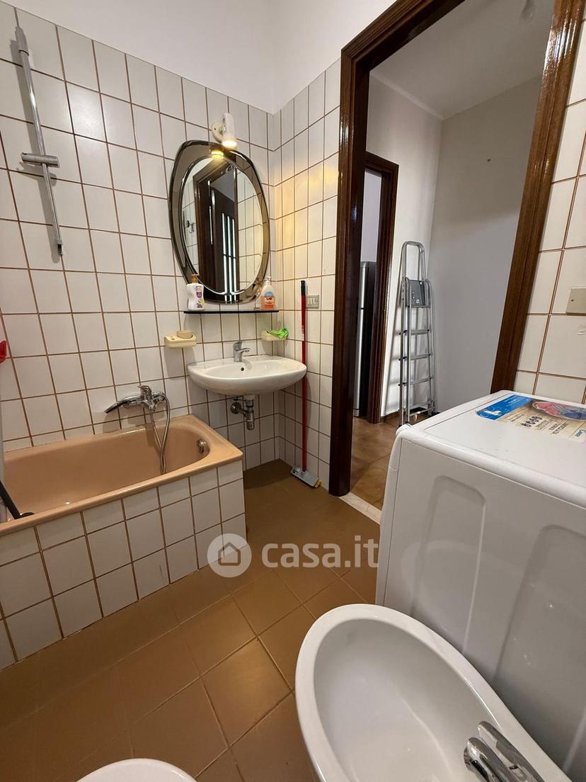 Bilocale in Via dei Pini — foto 15 di 35