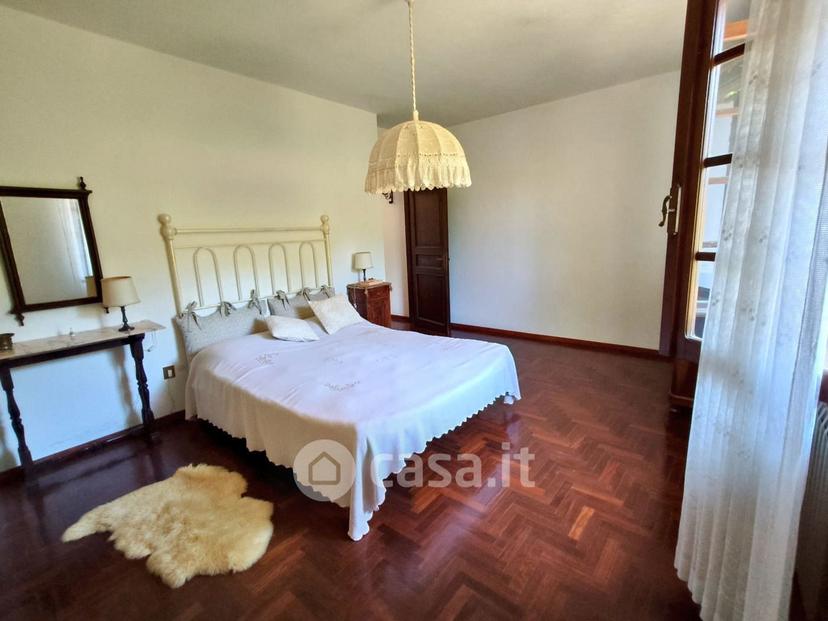 Villa in Strada Aquilano — foto 42 di 52