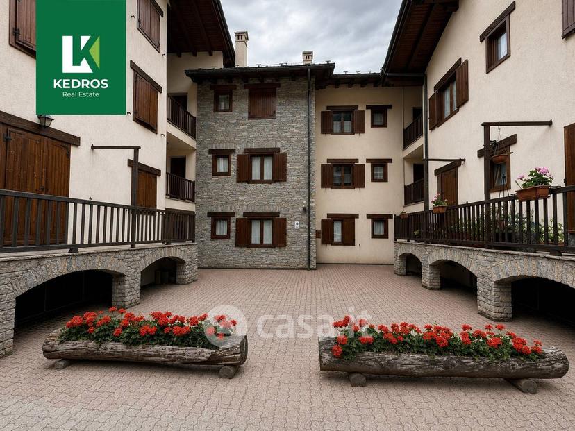 Quadrilocale in Strada Larzey - Entrèves 46 — foto 4 di 27