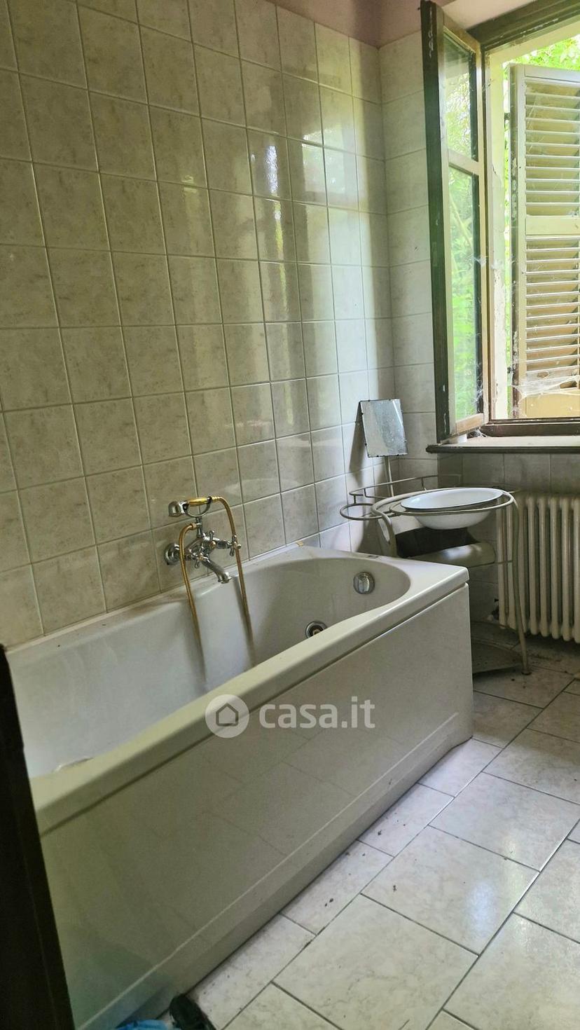 Villa in Frazione Casabianca — foto 4 di 107