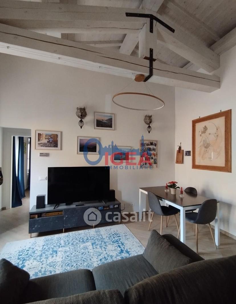 Trilocale in Piazza Arnolfo di Cambio 53034 — foto 3 di 31