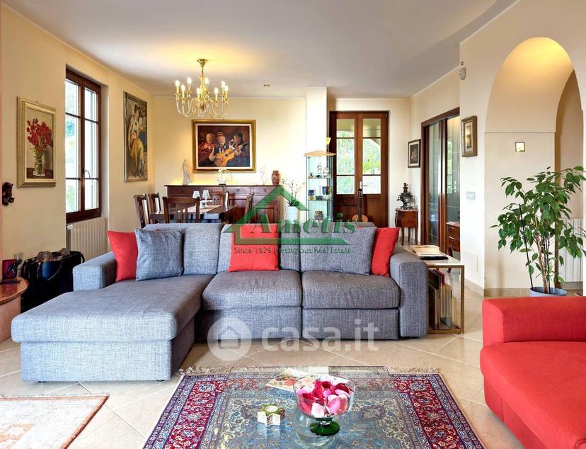 Villa in Via Cascine — foto 16 di 67