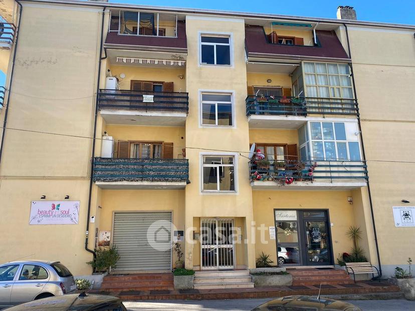 Appartamento in Viale Vittorio Veneto — foto 3 di 12