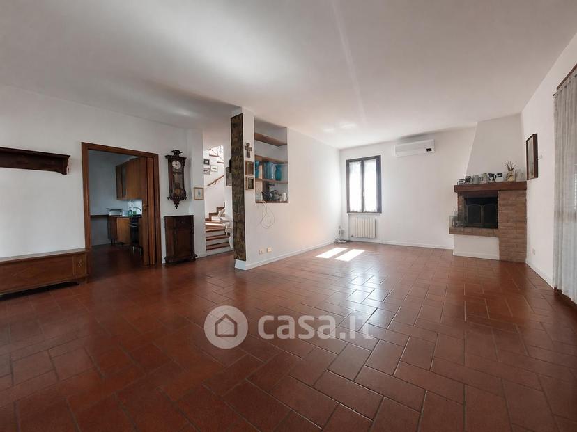 Villa in Via Miranese 11 — foto 36 di 38