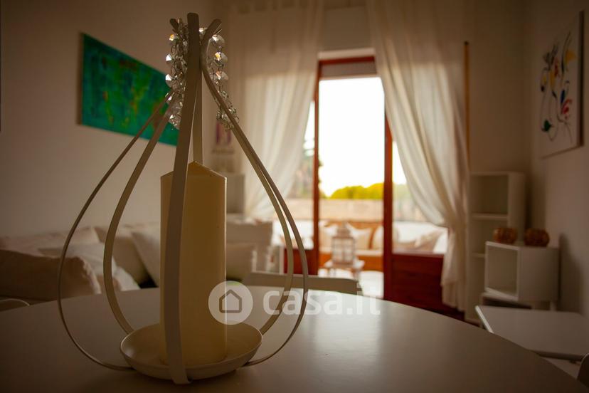 Bilocale in San Gregorio 54 — foto 8 di 22