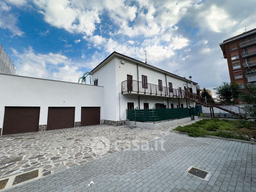 Trilocale in Via Verbano 13 — foto 10 di 14