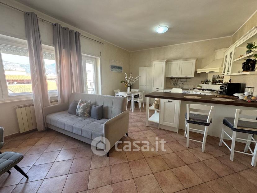 Appartamento in Via Fosse Ardeatine 11 — foto 34 di 60