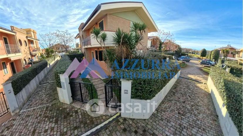 Trilocale in Via Giovanni Beltrame — foto 9 di 24