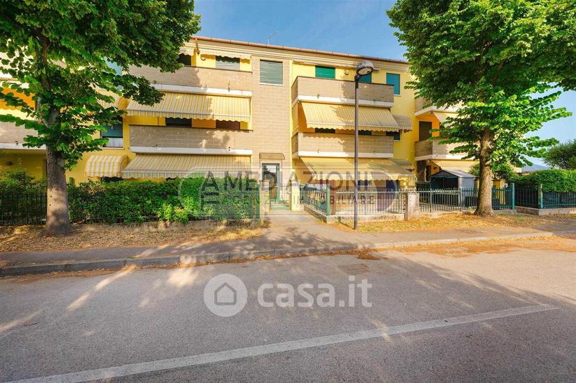Bilocale in Via Enrico Mattei 1 — foto 21 di 31