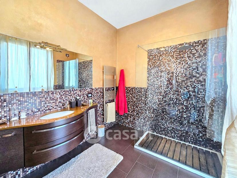Quadrilocale in Via Flavio Gioia 25 — foto 11 di 54
