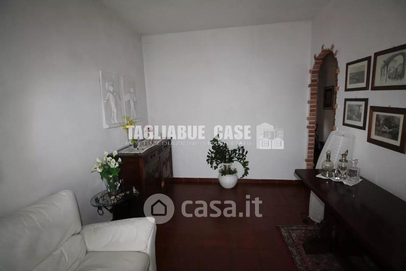 Trilocale in Via Tevere 16 — foto 10 di 23