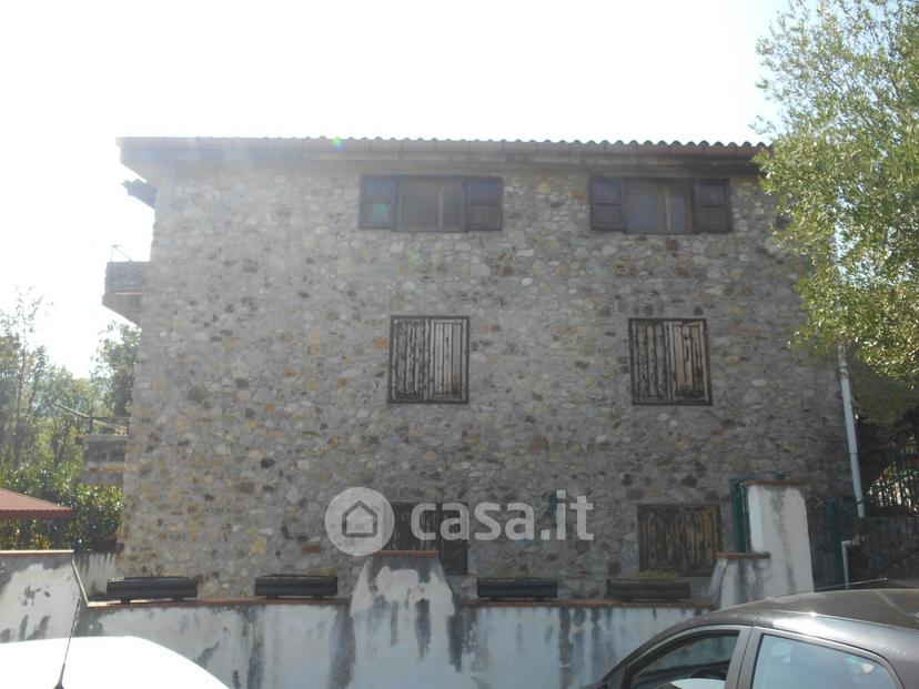 Trilocale in Via Altieri 14 — foto 12 di 33