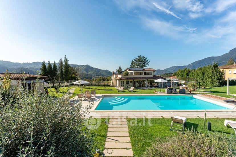 Villa in Via della Costa 72 — foto 12 di 39