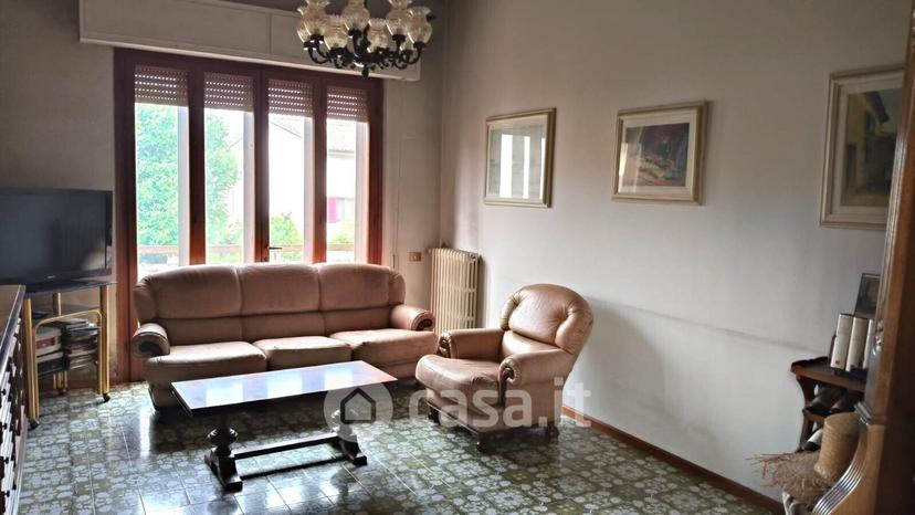 Villa in Via F. Caracciolo — foto 32 di 37