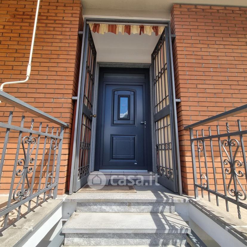 Villa in Via Ugo Foscolo 28 — foto 25 di 43