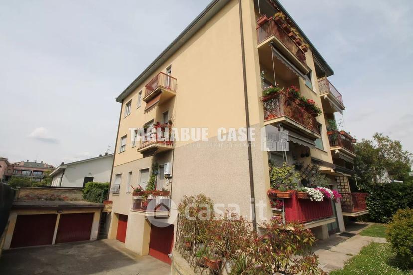 Trilocale in Via Tevere 16 — foto 17 di 23
