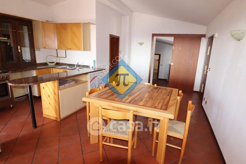 Appartamento in Via Montello 5 — foto 9 di 89