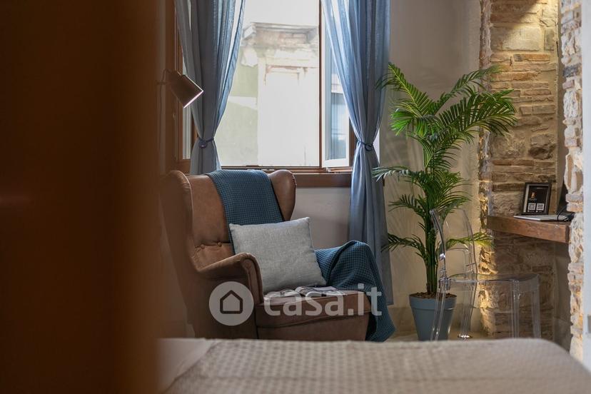 Monolocale in Via Sant'Antonio Abate — foto 3 di 17