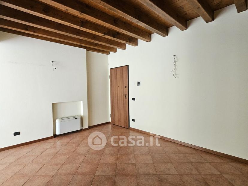 Bilocale in Via Roma 5 — foto 14 di 19