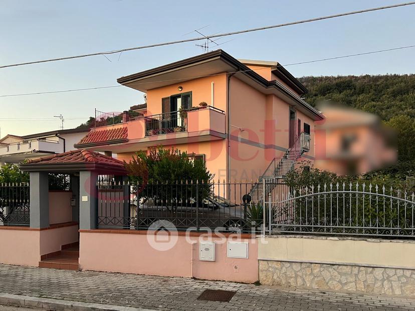 Villa in Via Vigne Vecchie — foto 42 di 49