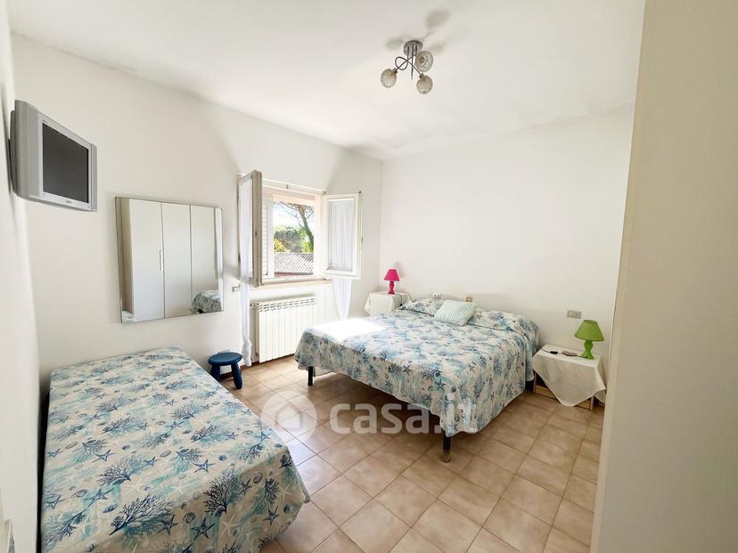 Trilocale in Viale dei Cipressi — foto 11 di 11
