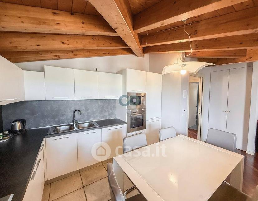 Trilocale in Via Grezze — foto 4 di 36