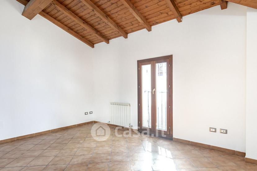 Trilocale in Via Bonvicini Adolfo 2 — foto 28 di 32