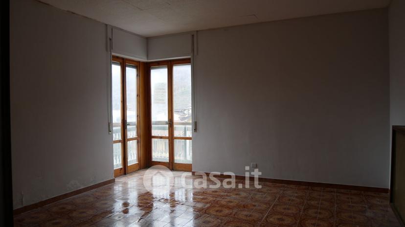 Trilocale in Via Taverna Campanile 70 — foto 5 di 38