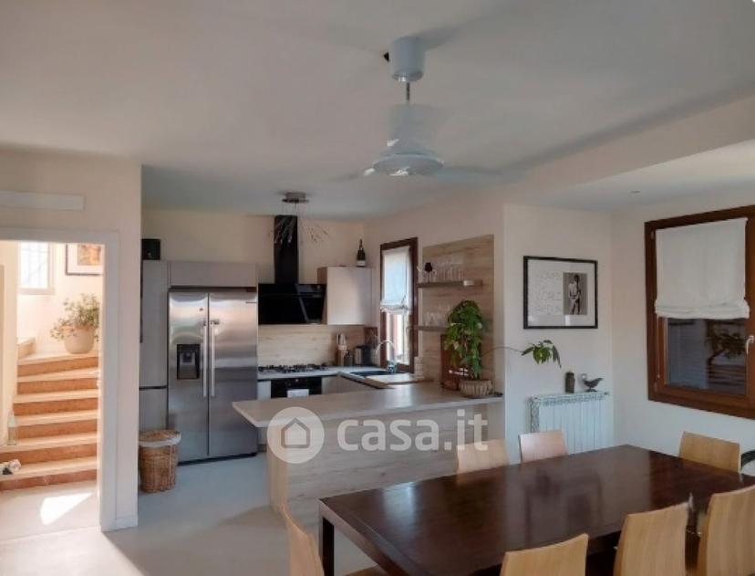 Villa in Via Saletto — foto 10 di 20