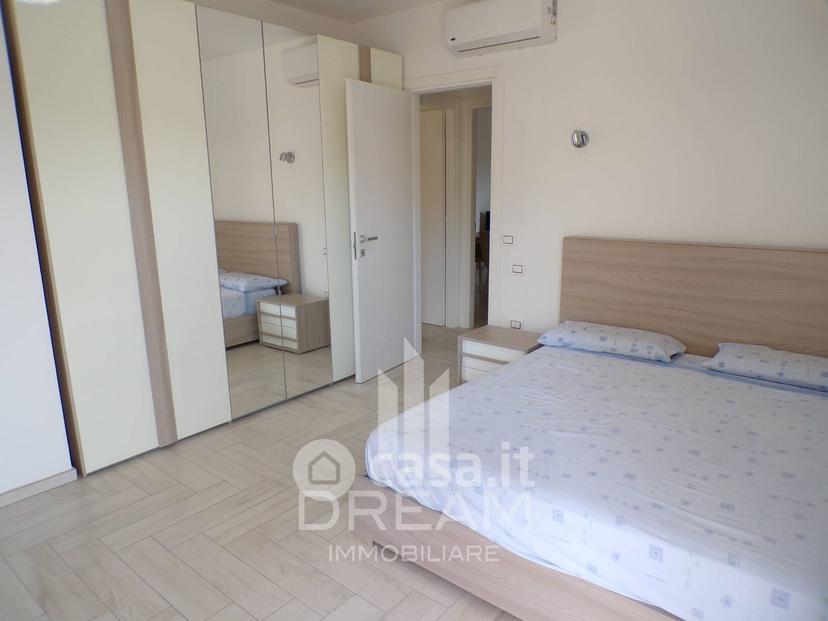 Trilocale in Via Ungheria 79 — foto 18 di 26
