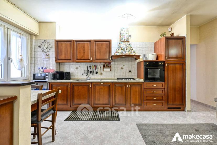 Trilocale in Via dei Platani 25 — foto 7 di 21