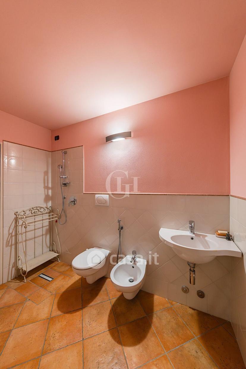 Villa in Via Sirmione 1 — foto 8 di 33