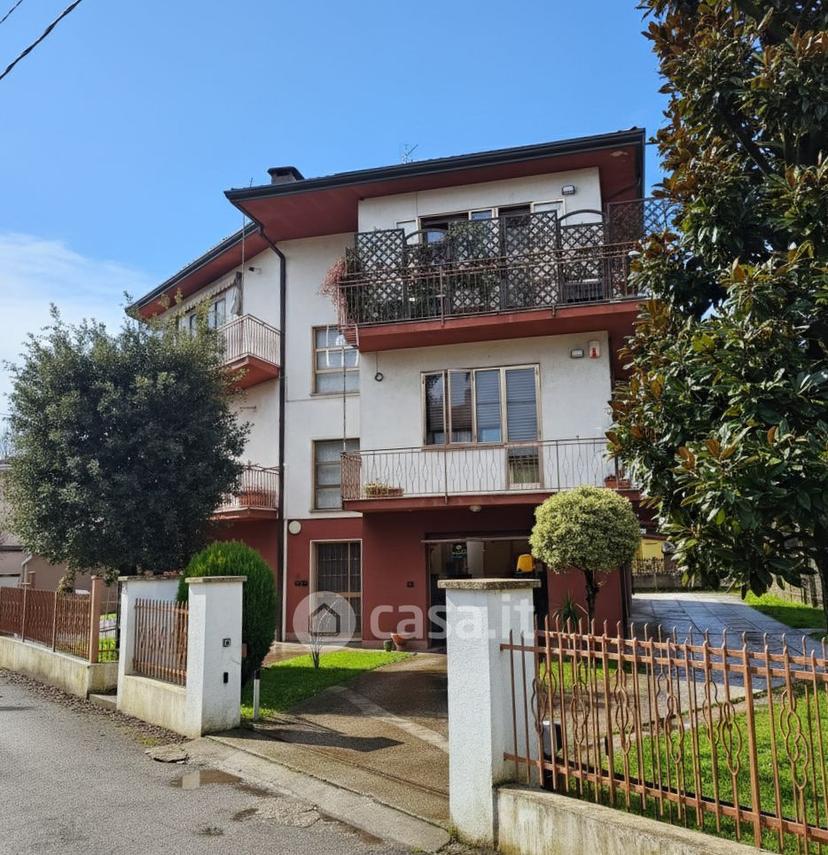 Quadrilocale in Via Nicola Badaloni 8 — foto 23 di 29