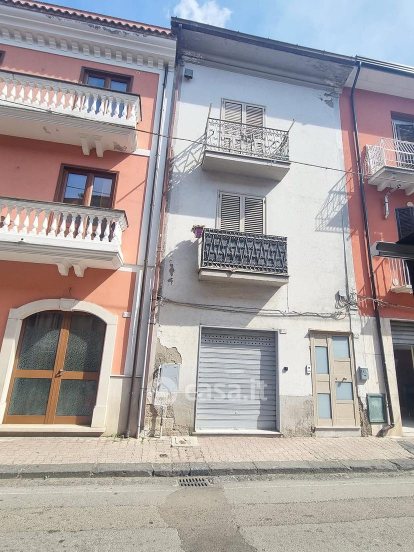 Trilocale in Via Cosimo Petrillo 132 — foto 4 di 30