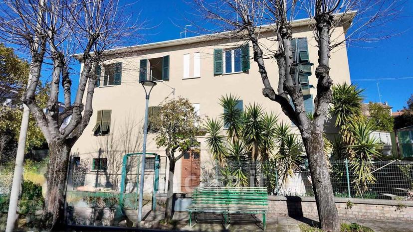 Trilocale in Viale Giuseppe Mazzini 3 — foto 28 di 37