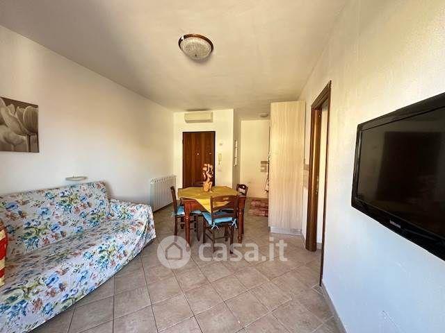 Trilocale in Via Giuseppe di Vittorio 2 — foto 11 di 14