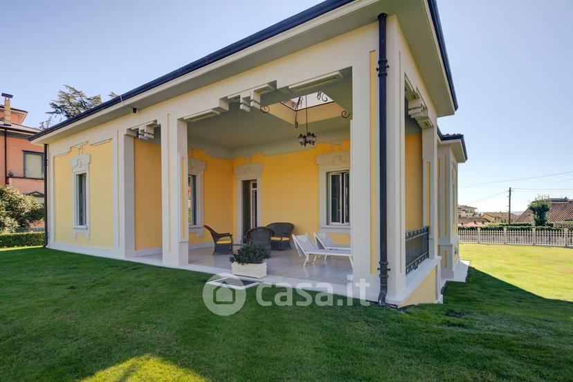 Villa in Via Palestro — foto 28 di 42