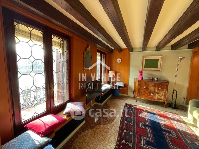 Appartamento in Calle del Duca — foto 15 di 26