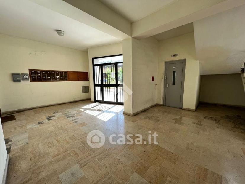 Quadrilocale in Via Antonino Cutroneo 33 — foto 4 di 28