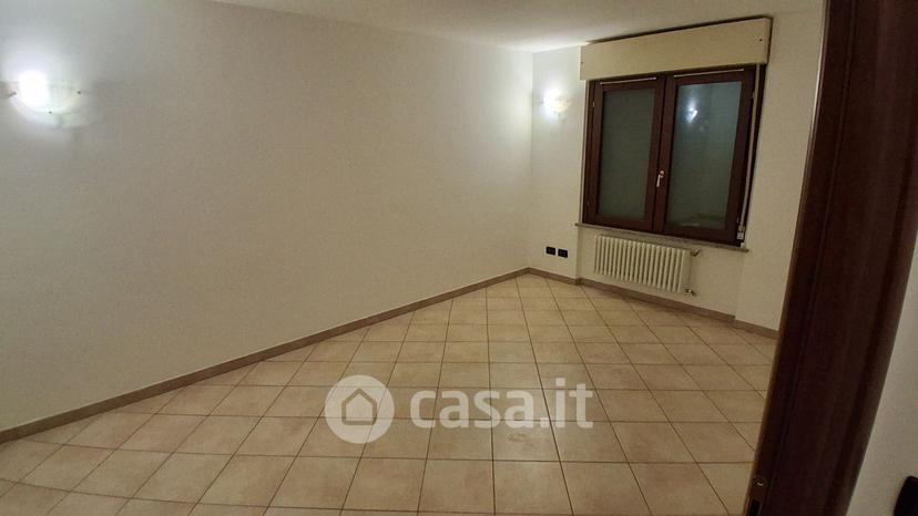 Trilocale in Via Andrea Costa — foto 3 di 13