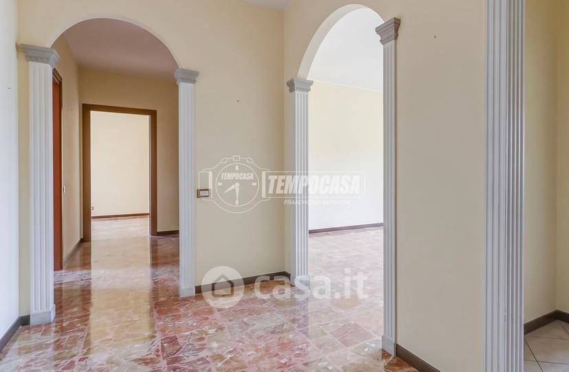 Quadrilocale in Via Gerolamo Dolci 3 — foto 7 di 37