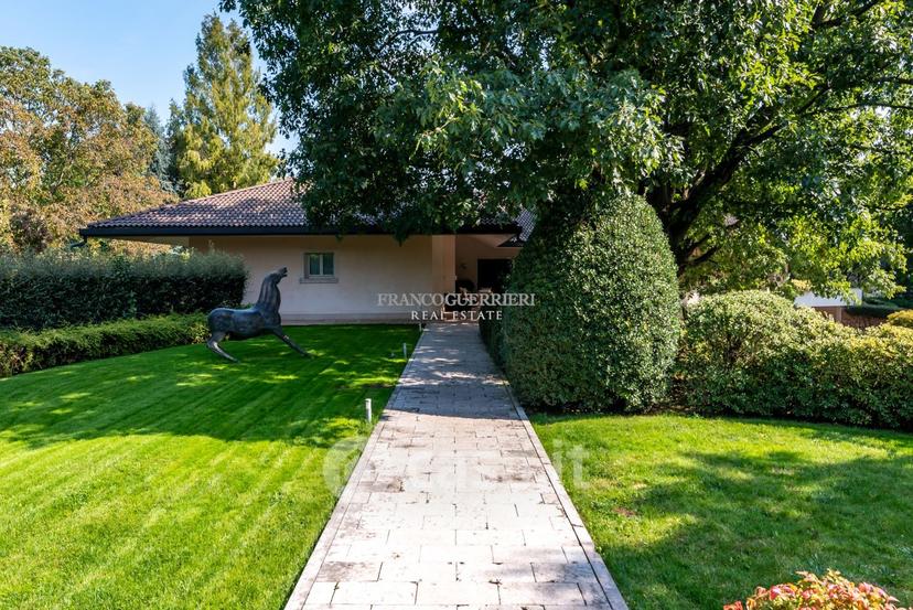 Villa in Via Alcide de Gasperi — foto 21 di 45