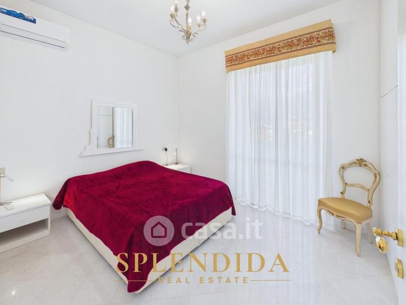 Appartamento in Via Federigi — foto 2 di 25