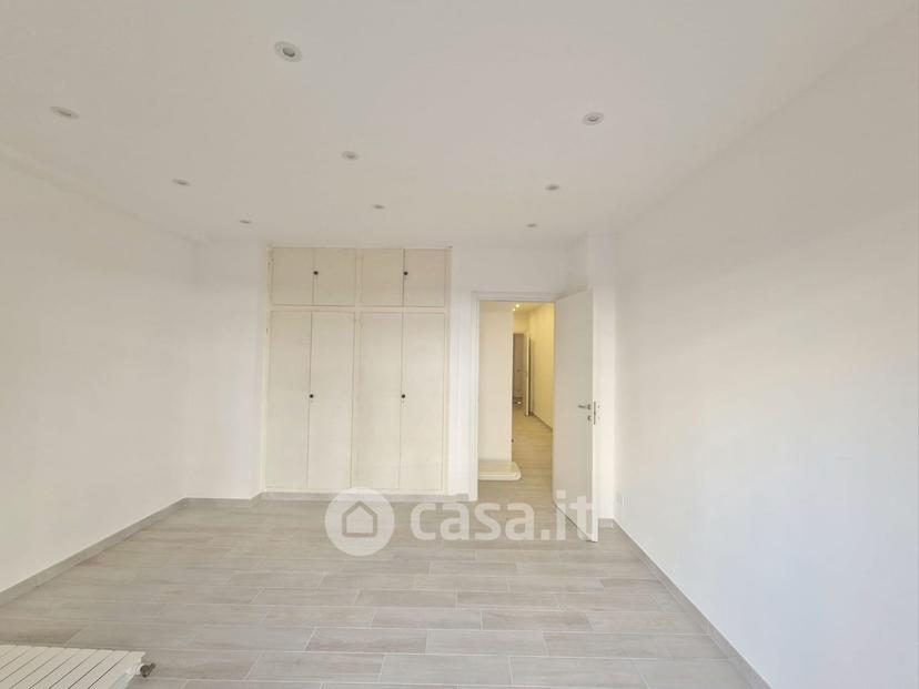 Trilocale in Via Vincenzo Riolo — foto 23 di 23