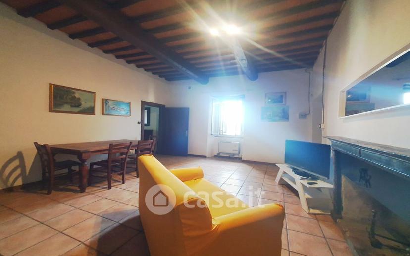 Bilocale in Centro - Utenze Attive Arredata 0 - — foto 6 di 7