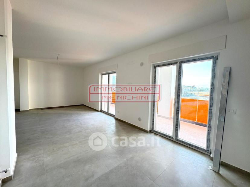 Trilocale in Via Camillo Benso Cavour — foto 82 di 126
