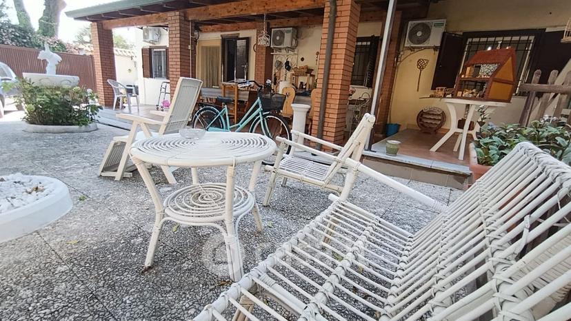 Villa in Viale Pietro Fedele 162 — foto 21 di 35