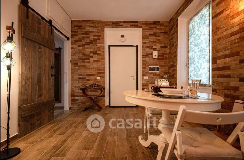 Bilocale in Via Catullo 9 — foto 2 di 32